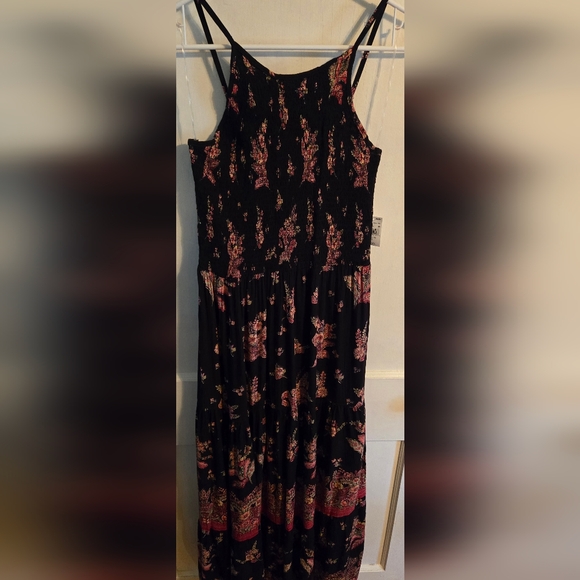 NWT | Angie | Women's Boho Smocked Floral Maxi Dress | Size: M - Picture 4 of 14